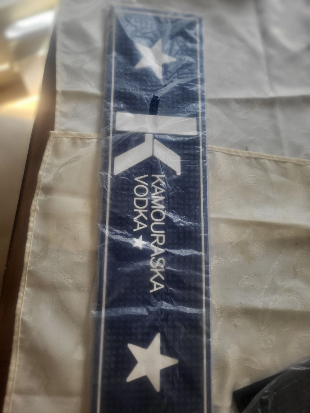 KAMOURSKA VODKA WHITE/BLUE BAR RUNNER RUBBER RAIL SPILL MAT MAN CAVE